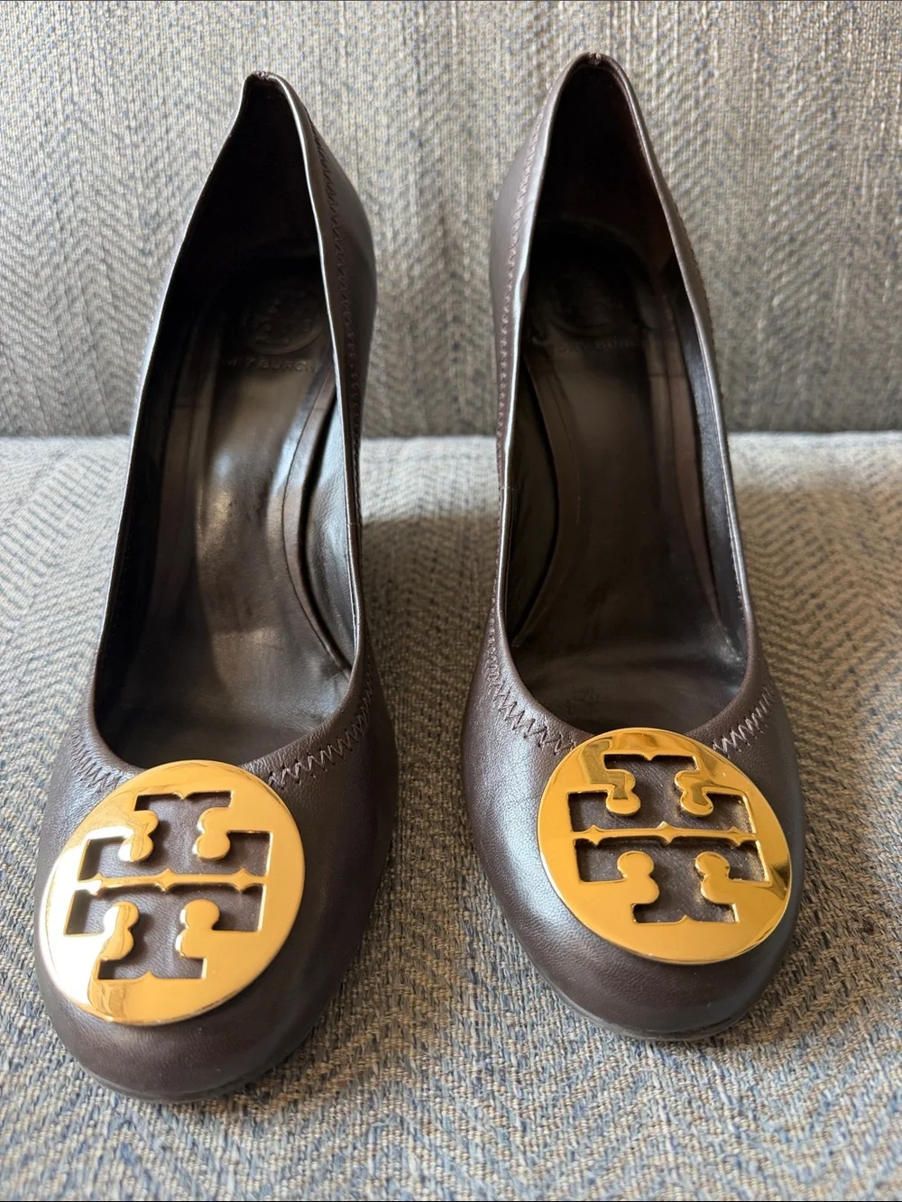 Tory Burch Alice Women’s Brown Leather Wedge Heels Size: 9.5M